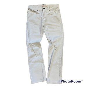 Levi’s white distressed jeans | Size 16 Youth